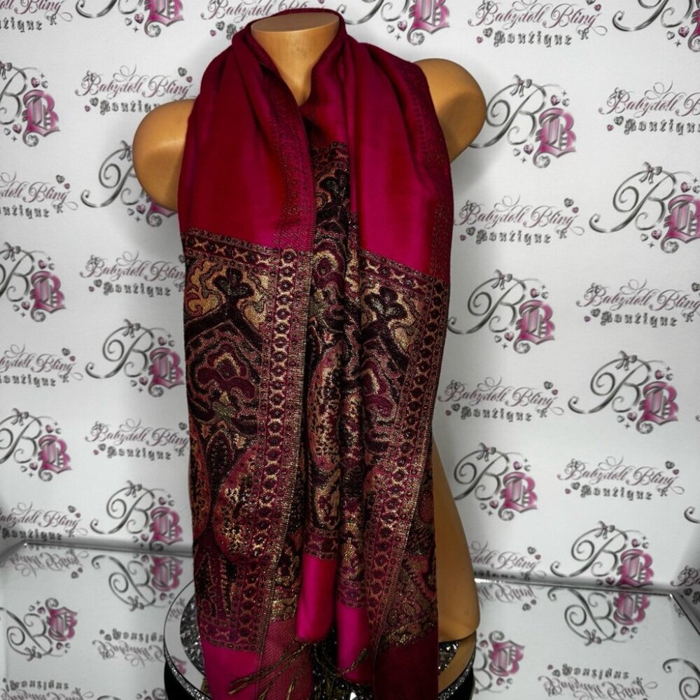 Scarf gold shimmer bright pink Elegant Paisley Shawl in Rich Pink and Gold - Picture 11 of 13